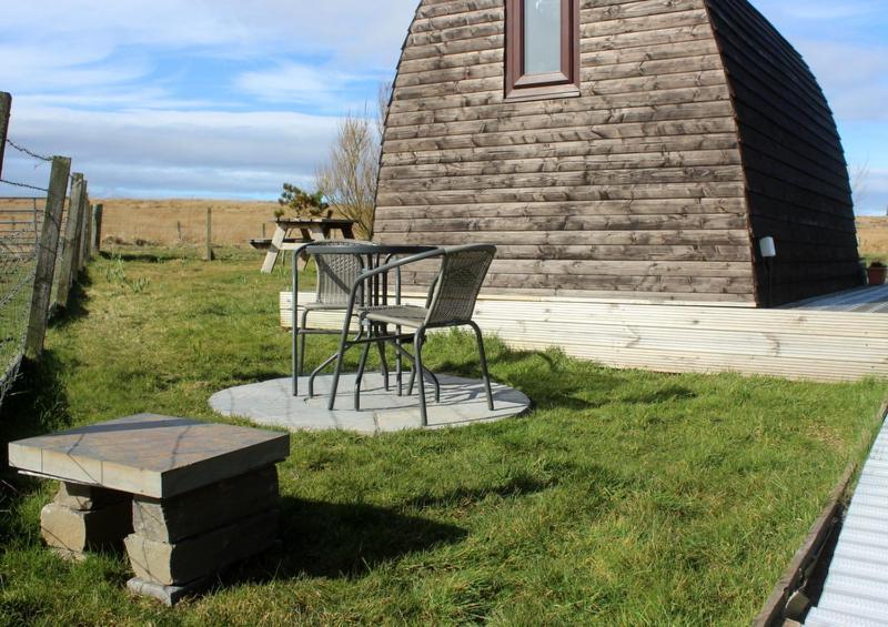 Hillside Camping Pods And Shepherd'S Hut Wick  Exteriör bild